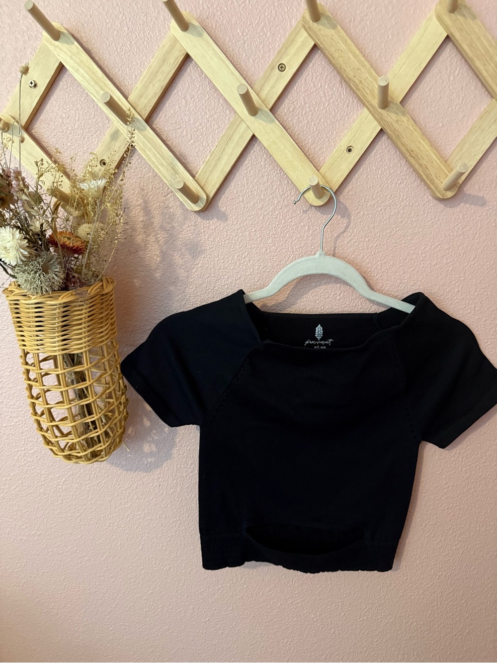 NWOT Free People Movement Black Ribbed Crop Top